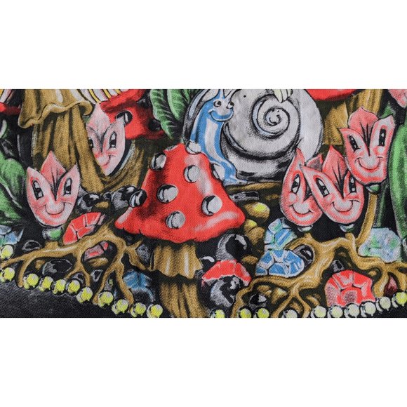 💜NWOT Black Light Reactive Alice In Wonderland Tapestry - Picture 3 of 6